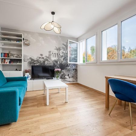 Charming Parisian Home Away From Home In The Heart Of ปารีส ภายนอก รูปภาพ